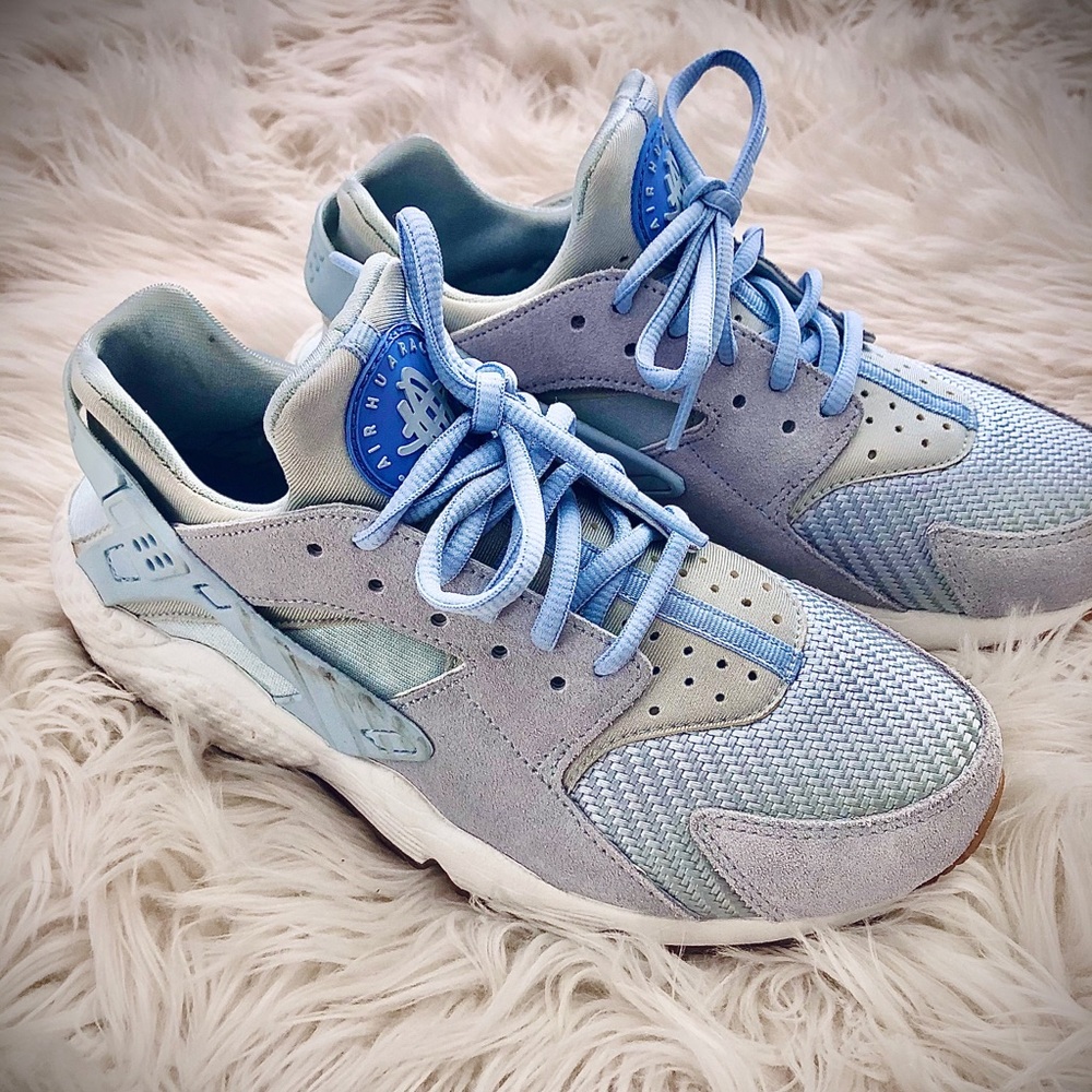 ★ Nike Hurache Sneaker ★